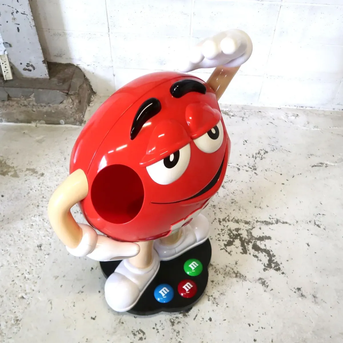 M&M's レッド 大型 ストアディスプレイ