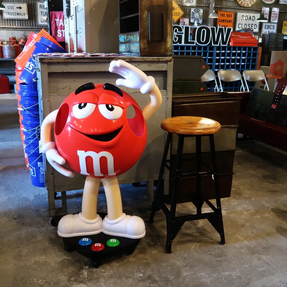 M&M's レッド 大型 ストアディスプレイ