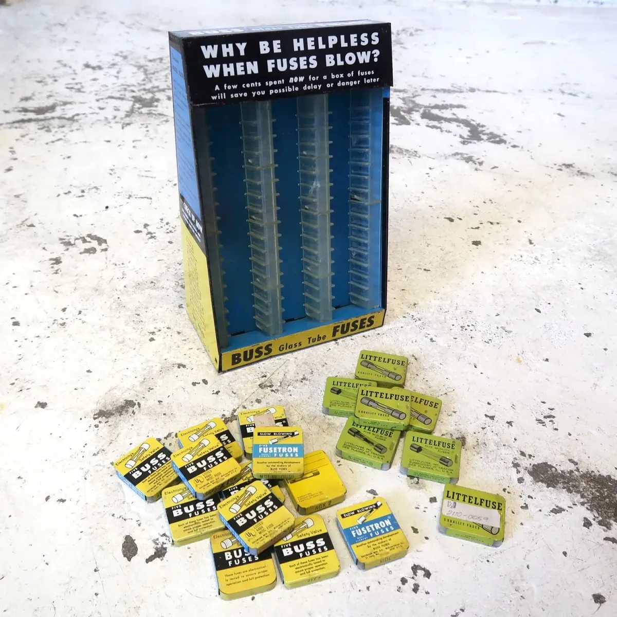 BUSS FUSES ビンテージ ストアディスプレイラック
