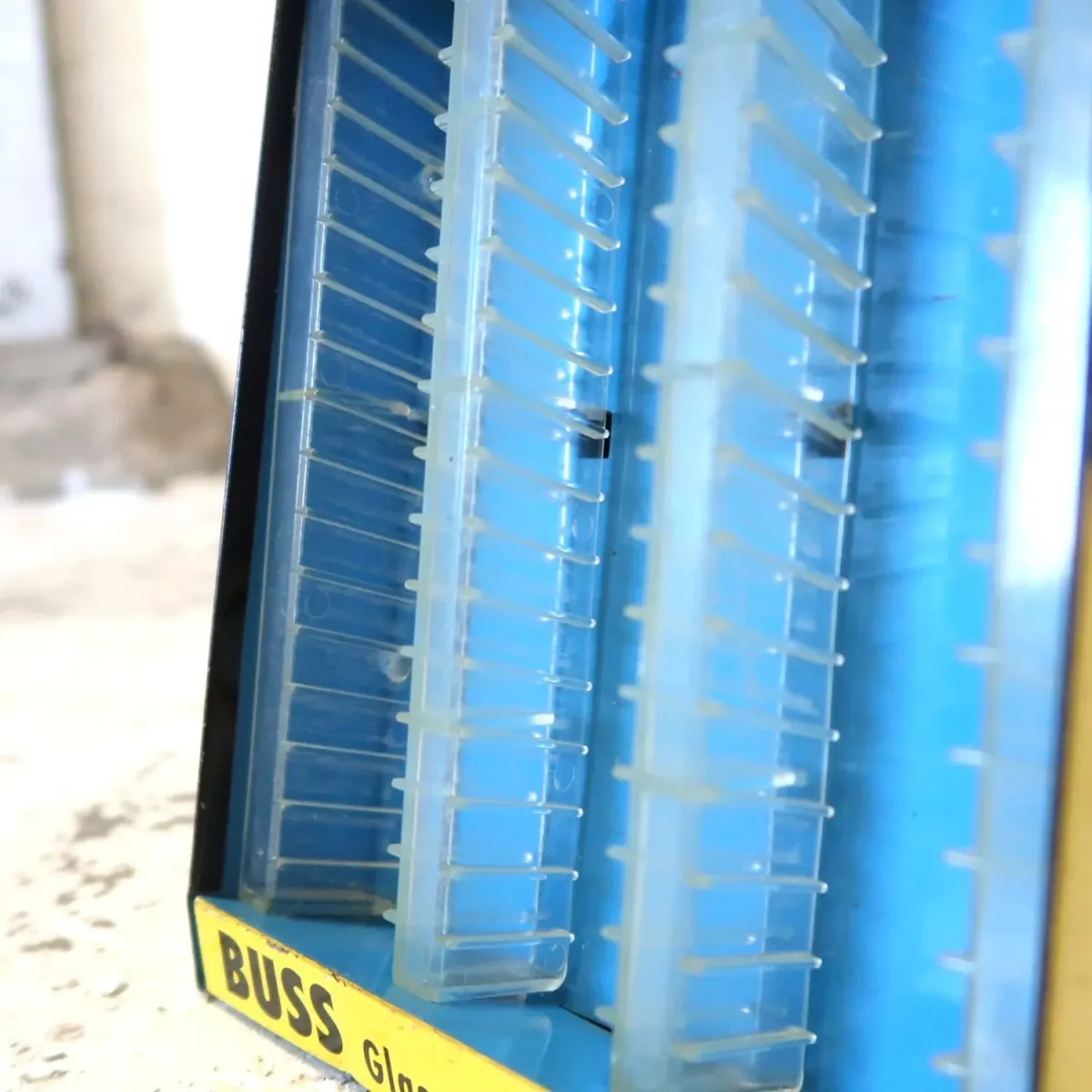 BUSS FUSES ビンテージ ストアディスプレイラック