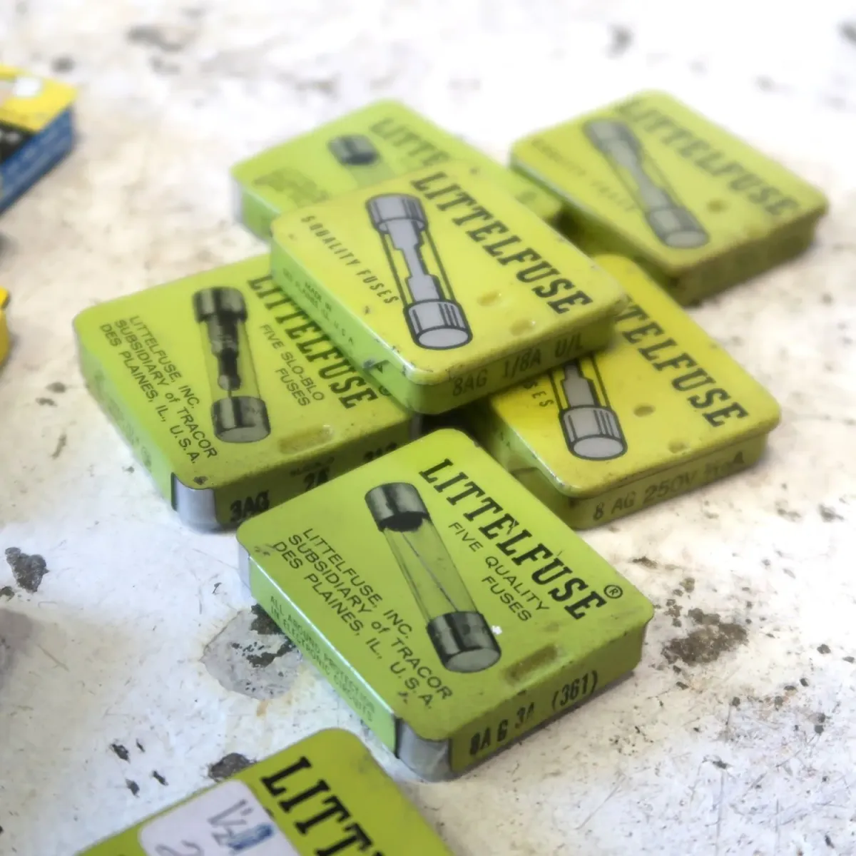 BUSS FUSES ビンテージ ストアディスプレイラック