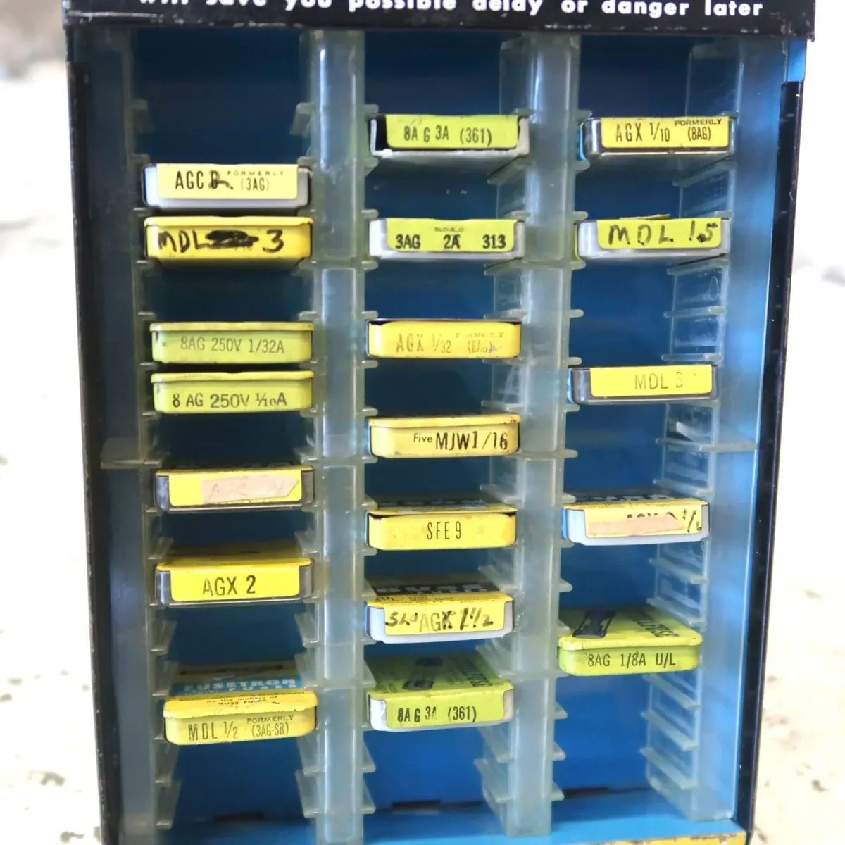BUSS FUSES ビンテージ ストアディスプレイラック