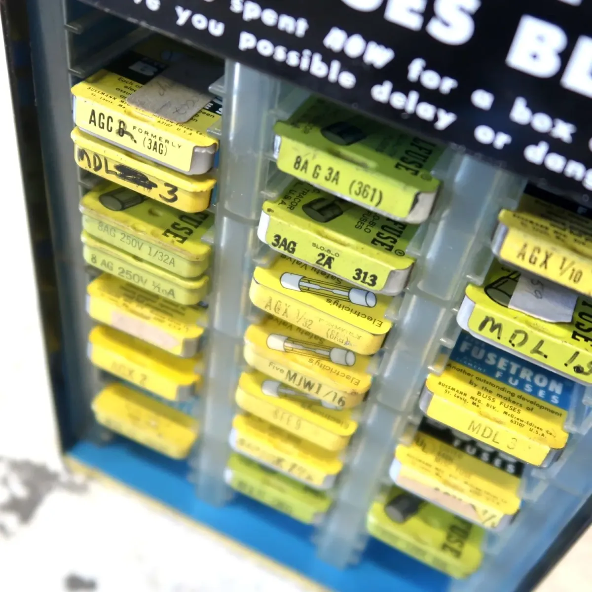 BUSS FUSES ビンテージ ストアディスプレイラック