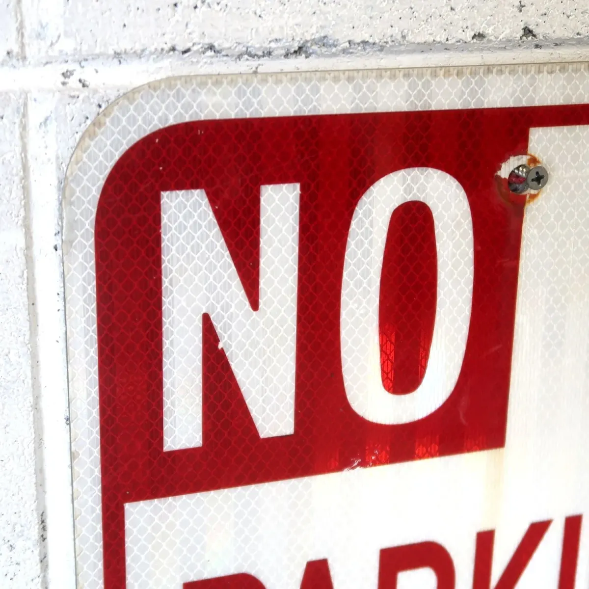 NO PARKING ロードサイン