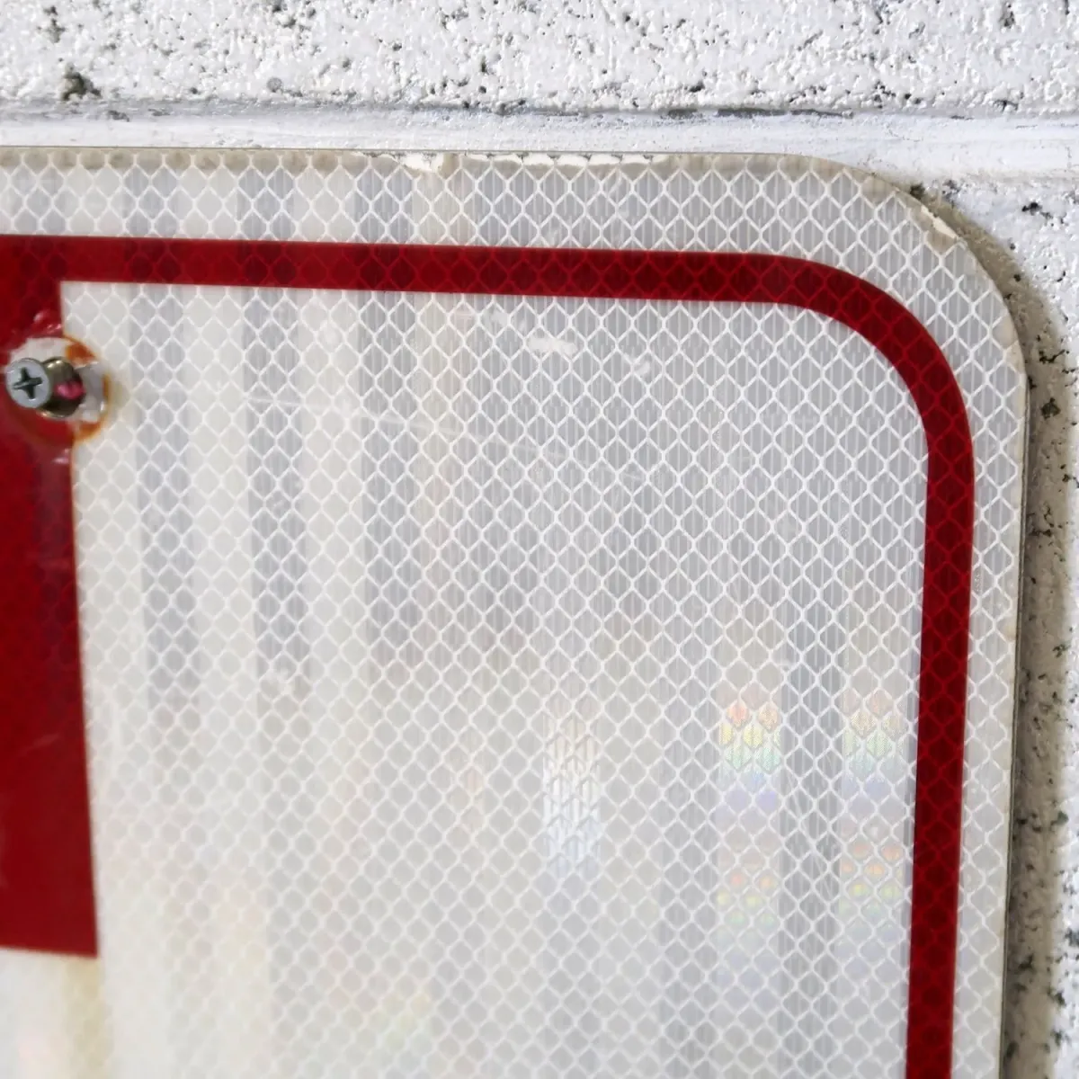 NO PARKING ロードサイン