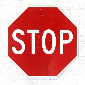 STOP ロードサイン
