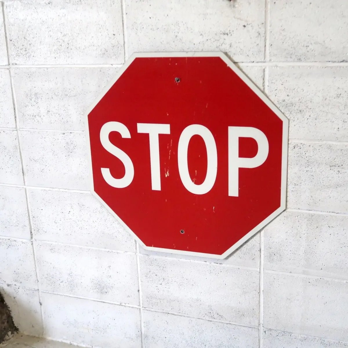 STOP ロードサイン