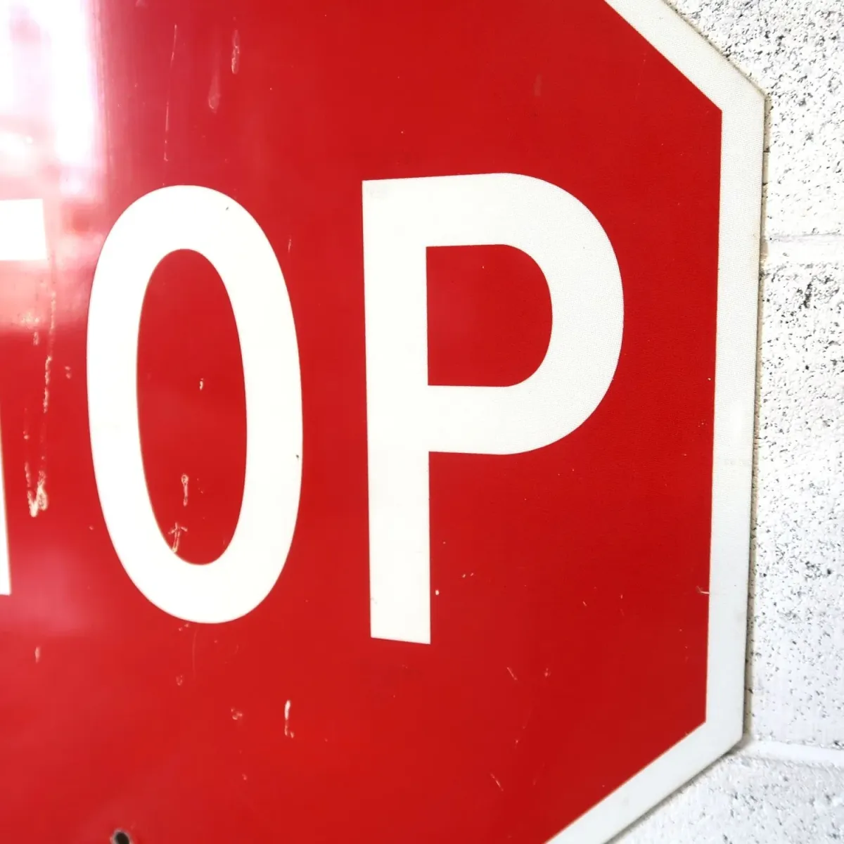 STOP ロードサイン