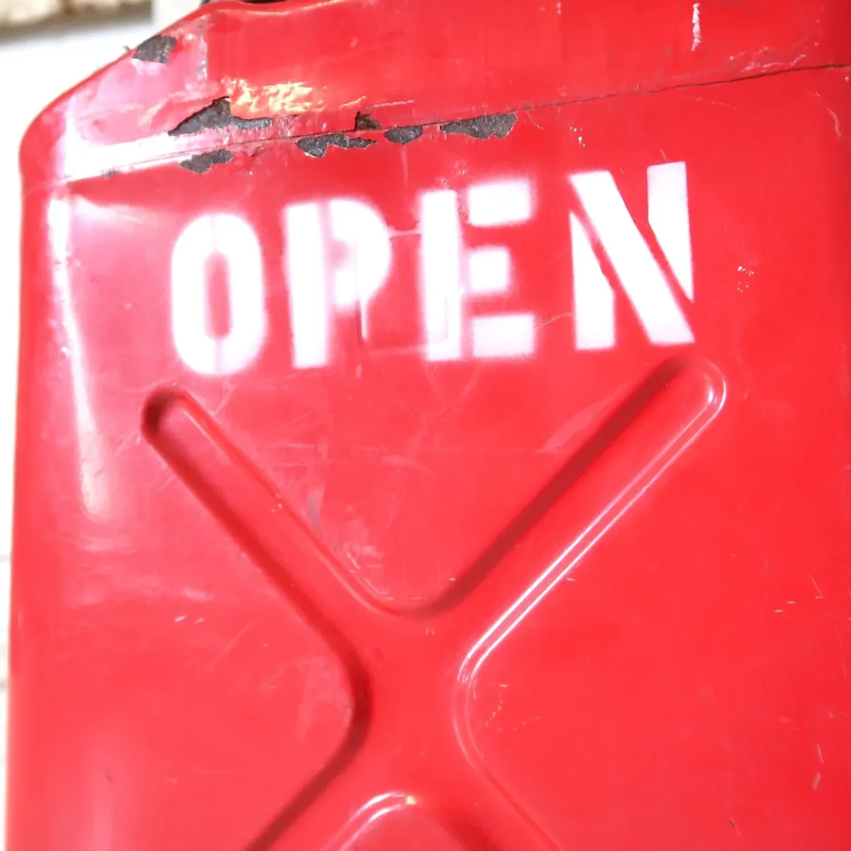 ジェリカン OPENサイン