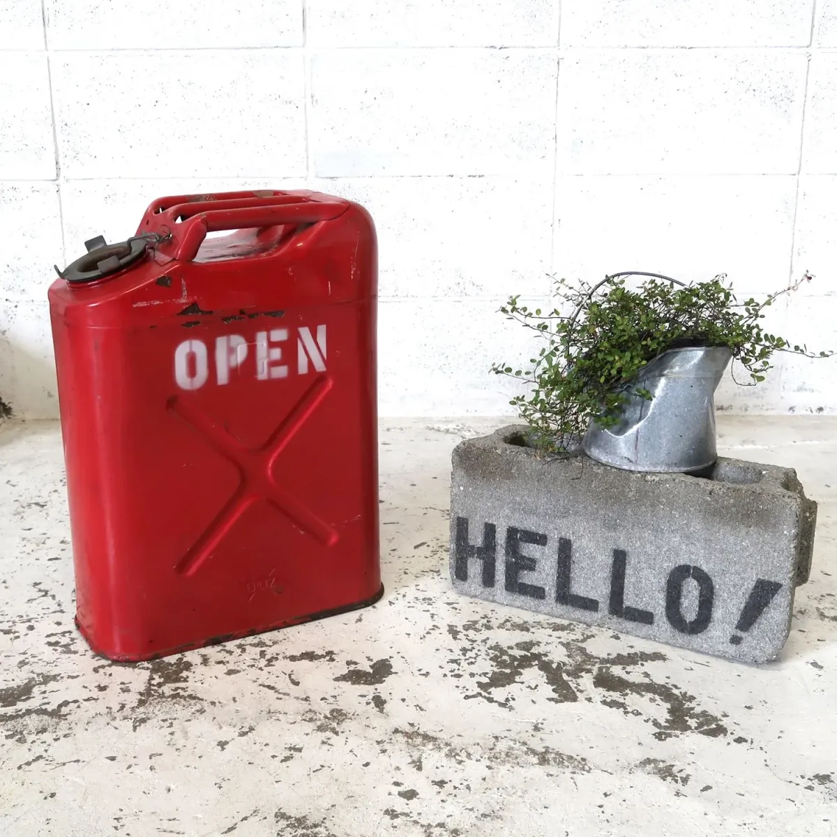 ジェリカン OPENサイン