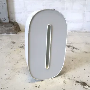 ビンテージ レターサイン o