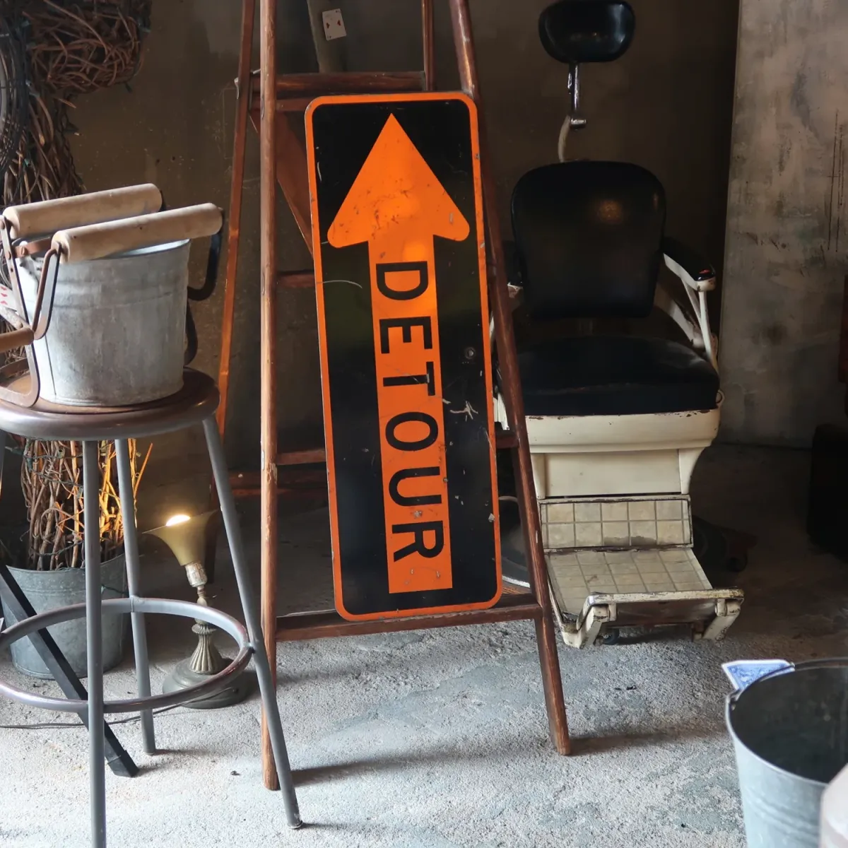 DETOUR ビンテージ ロードサイン