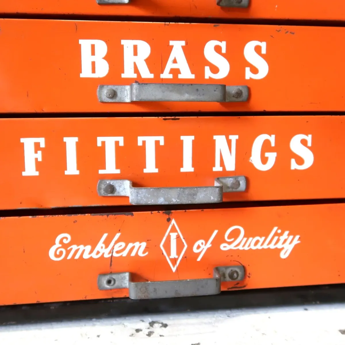 IMPERIAL BRASS FITTINGS ビンテージ パーツキャビネット