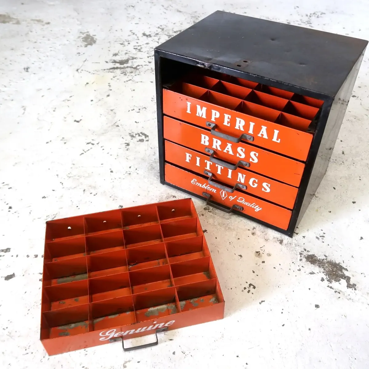 IMPERIAL BRASS FITTINGS ビンテージ パーツキャビネット