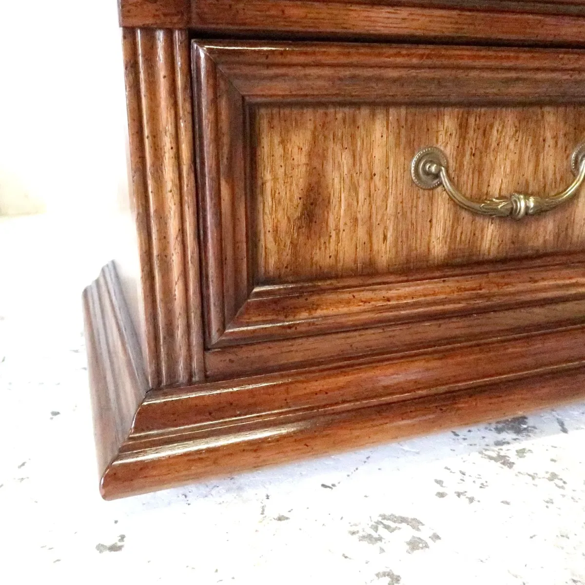 Stanley furniture アンティーク ナイトスタンド