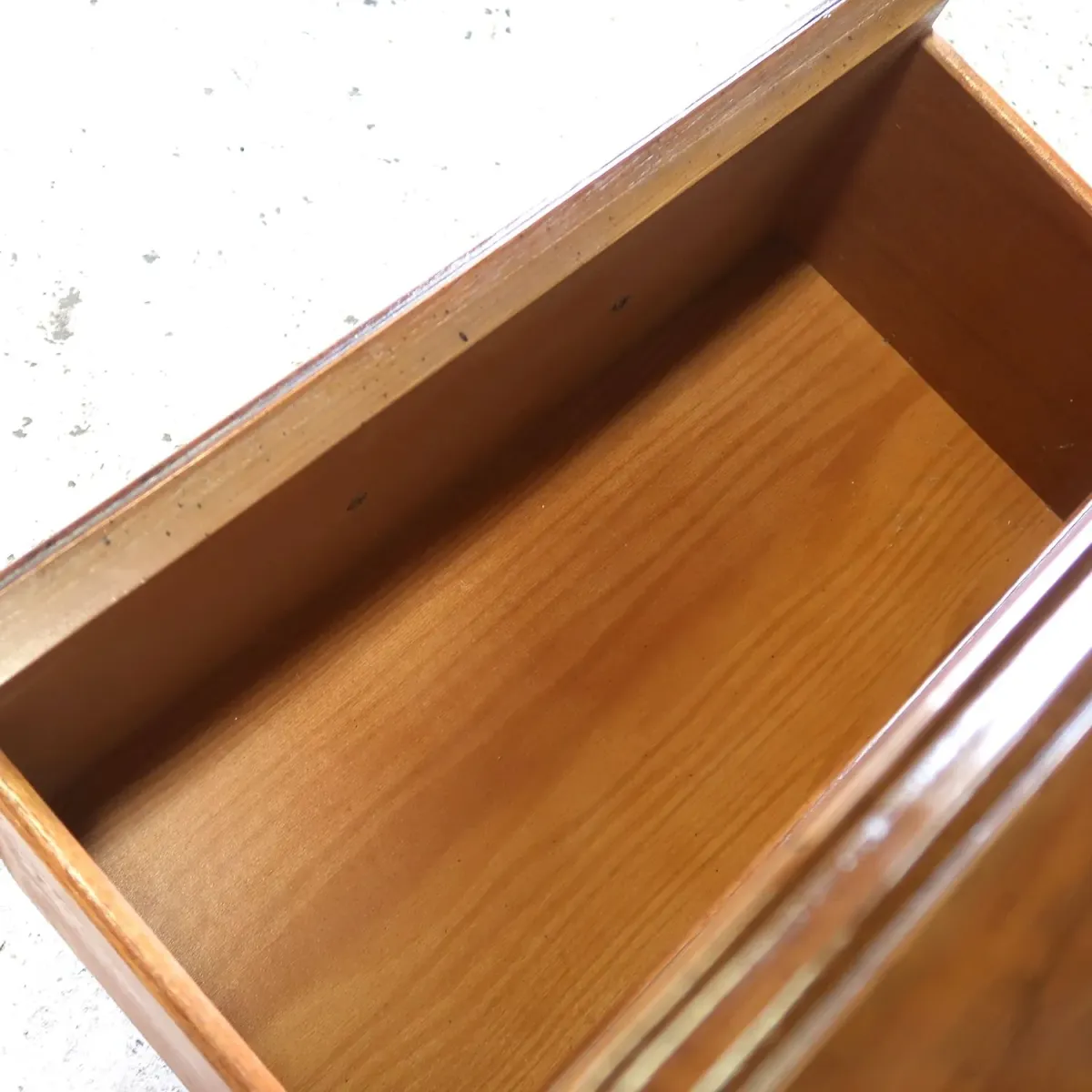 Stanley furniture アンティーク ナイトスタンド