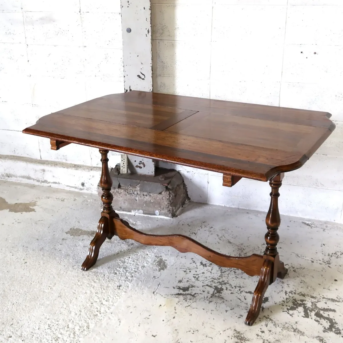 PHOENIX FURNITURE CO. アンティーク エクステンション ダイニングテーブル