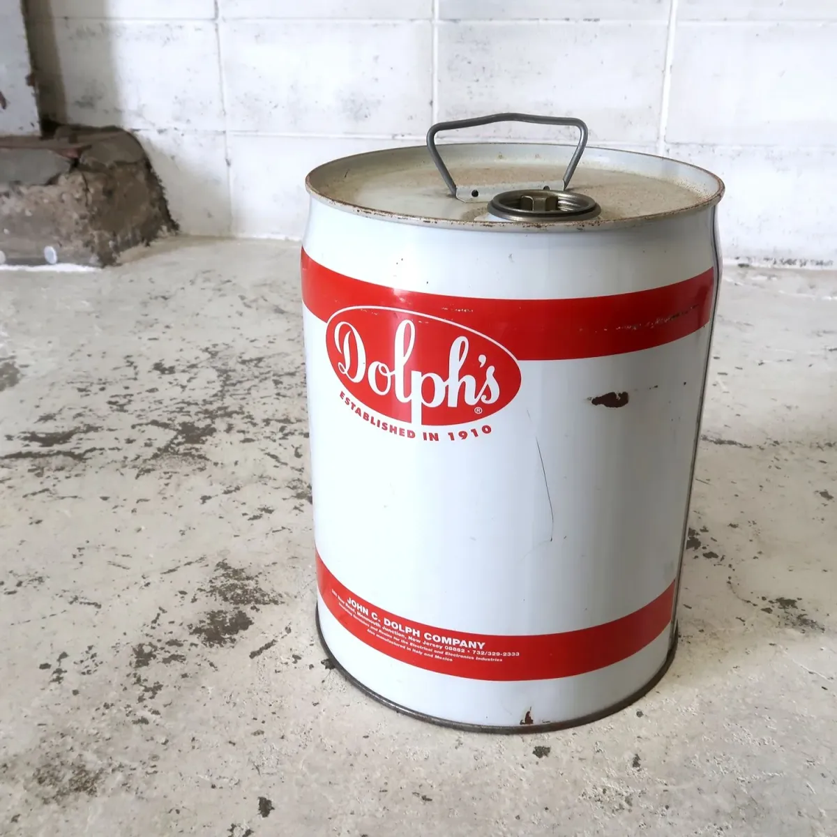 Dolph's ビンテージ オイル缶