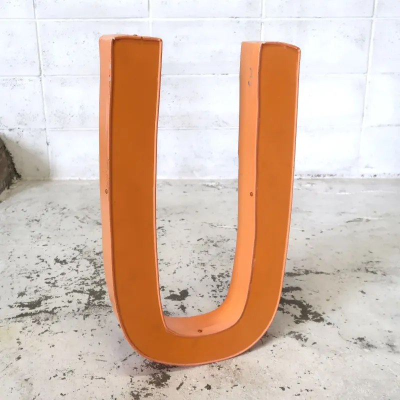 ビンテージ レターサイン 大型 U