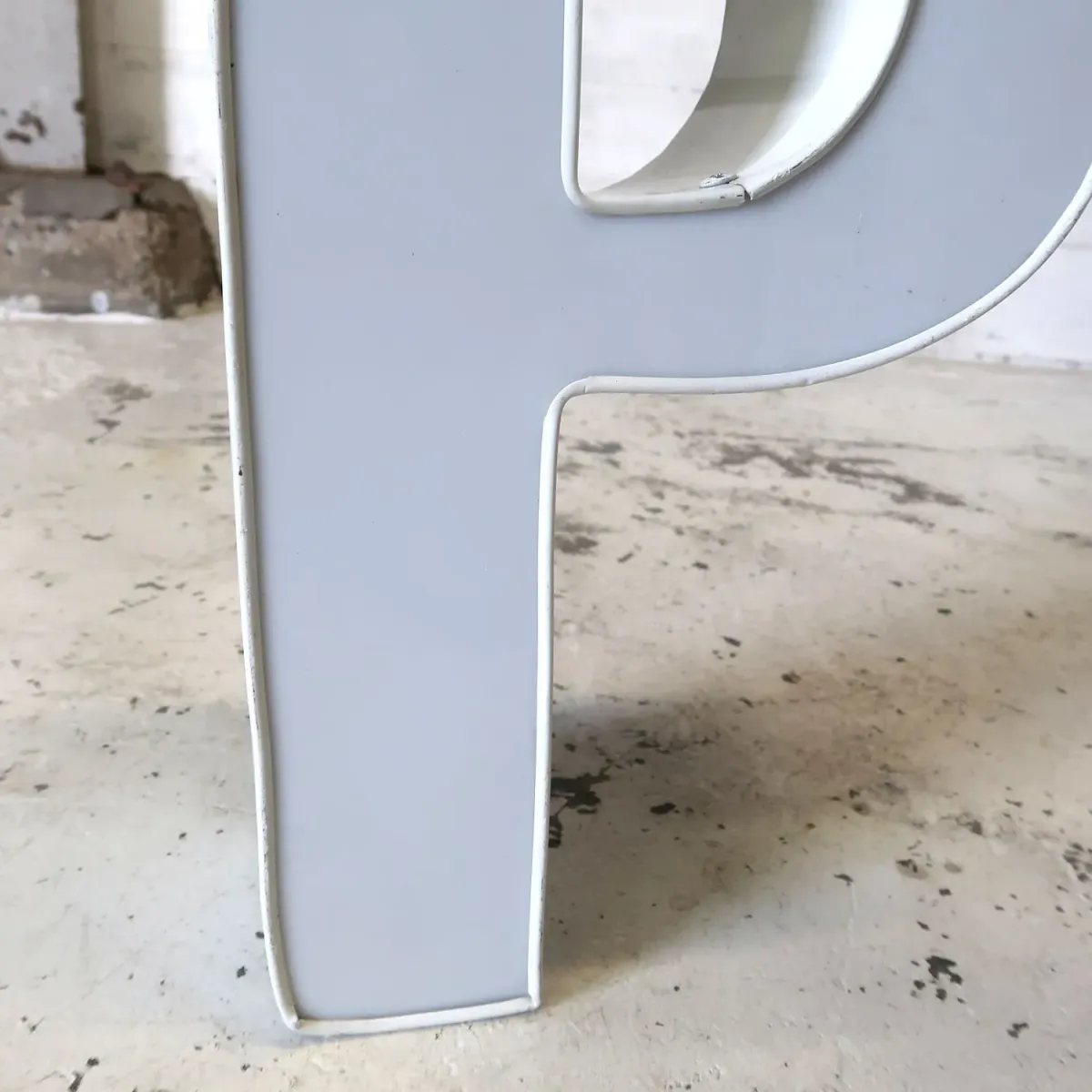 ビンテージ レターサイン P