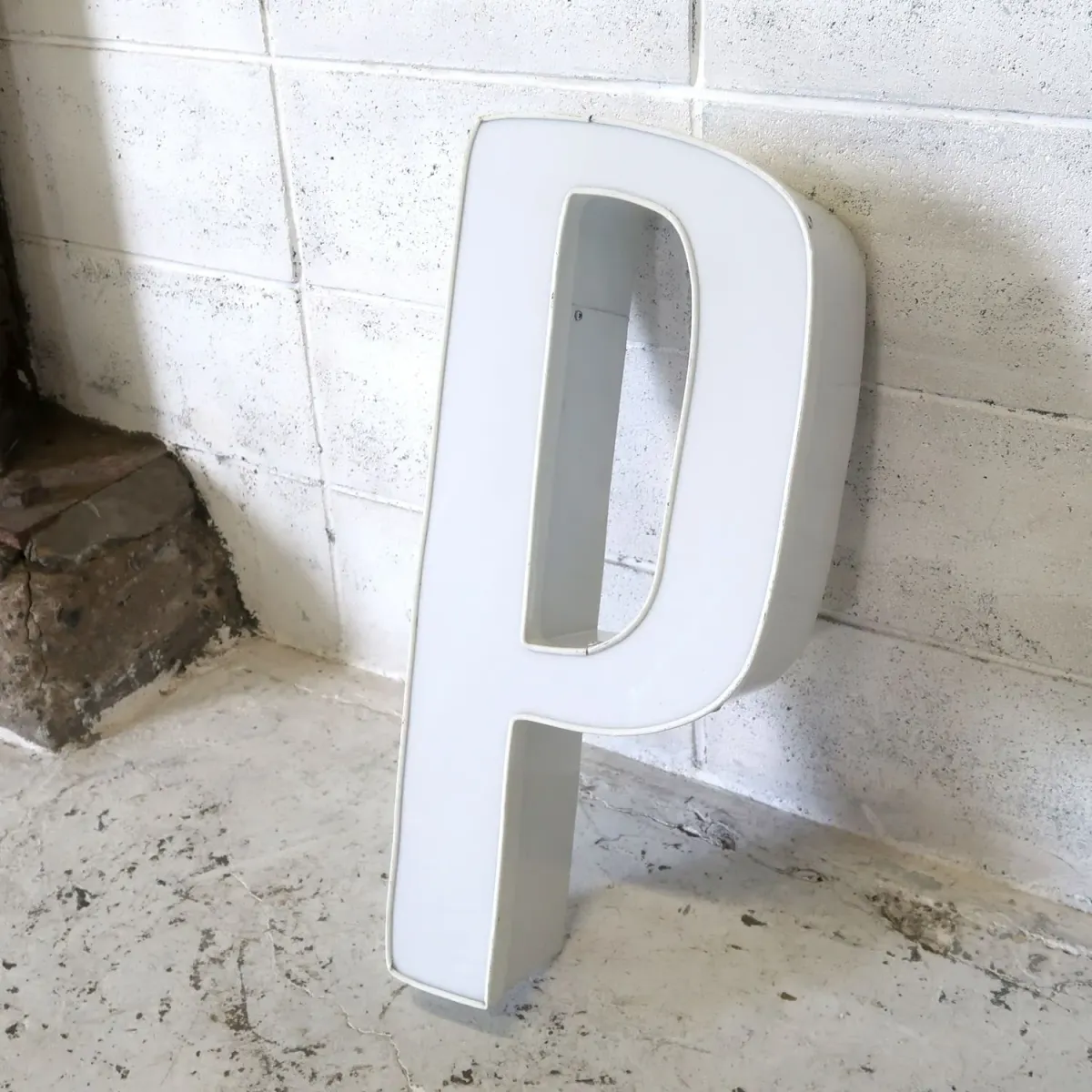 ビンテージ レターサイン P
