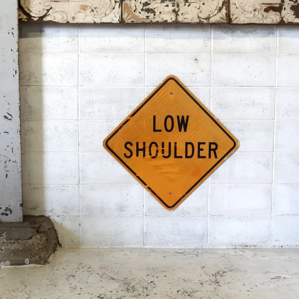 LOW SHOULDER ビンテージ ロードサイン