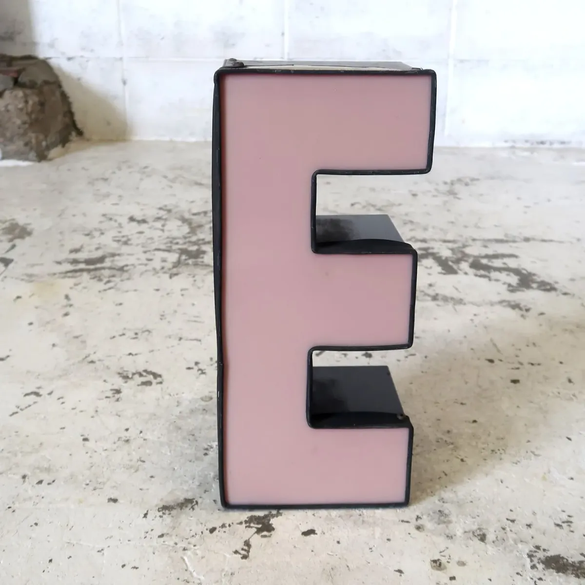 ビンテージ レターサイン E