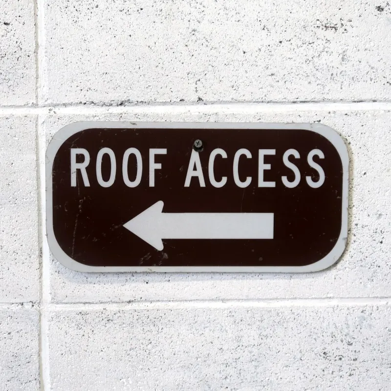 ROOF ACCESS メタルサイン