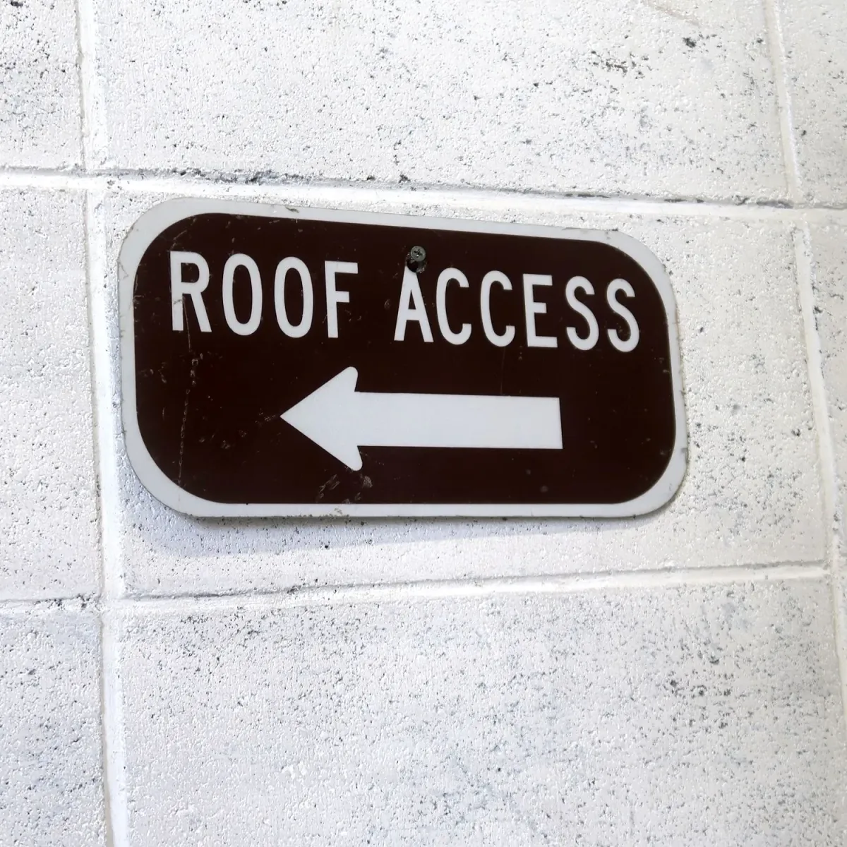 ROOF ACCESS メタルサイン