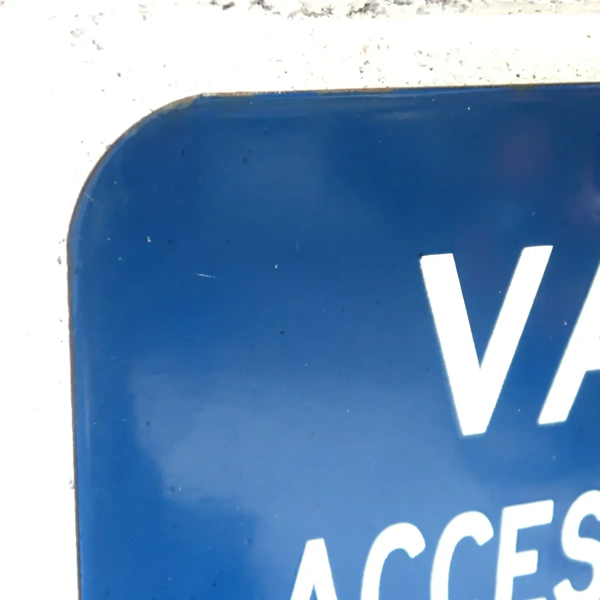 VAN ACCESSIBLE ロードサイン ホーロー