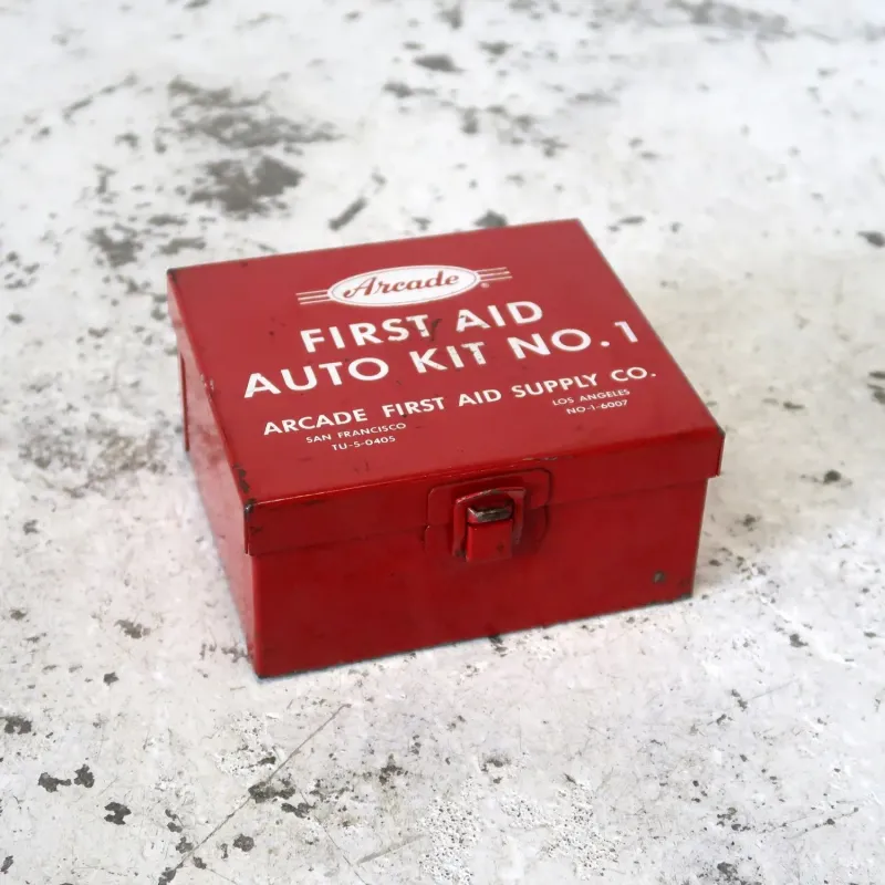 Arcade ビンテージ FIRST AID メタルボックス