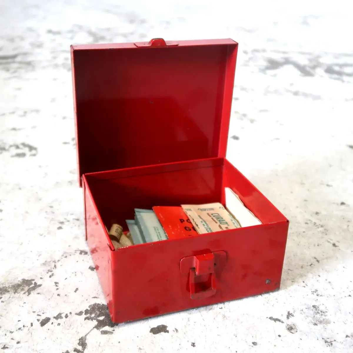 Arcade ビンテージ FIRST AID メタルボックス