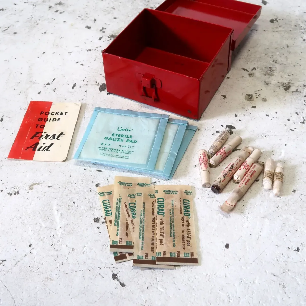 Arcade ビンテージ FIRST AID メタルボックス