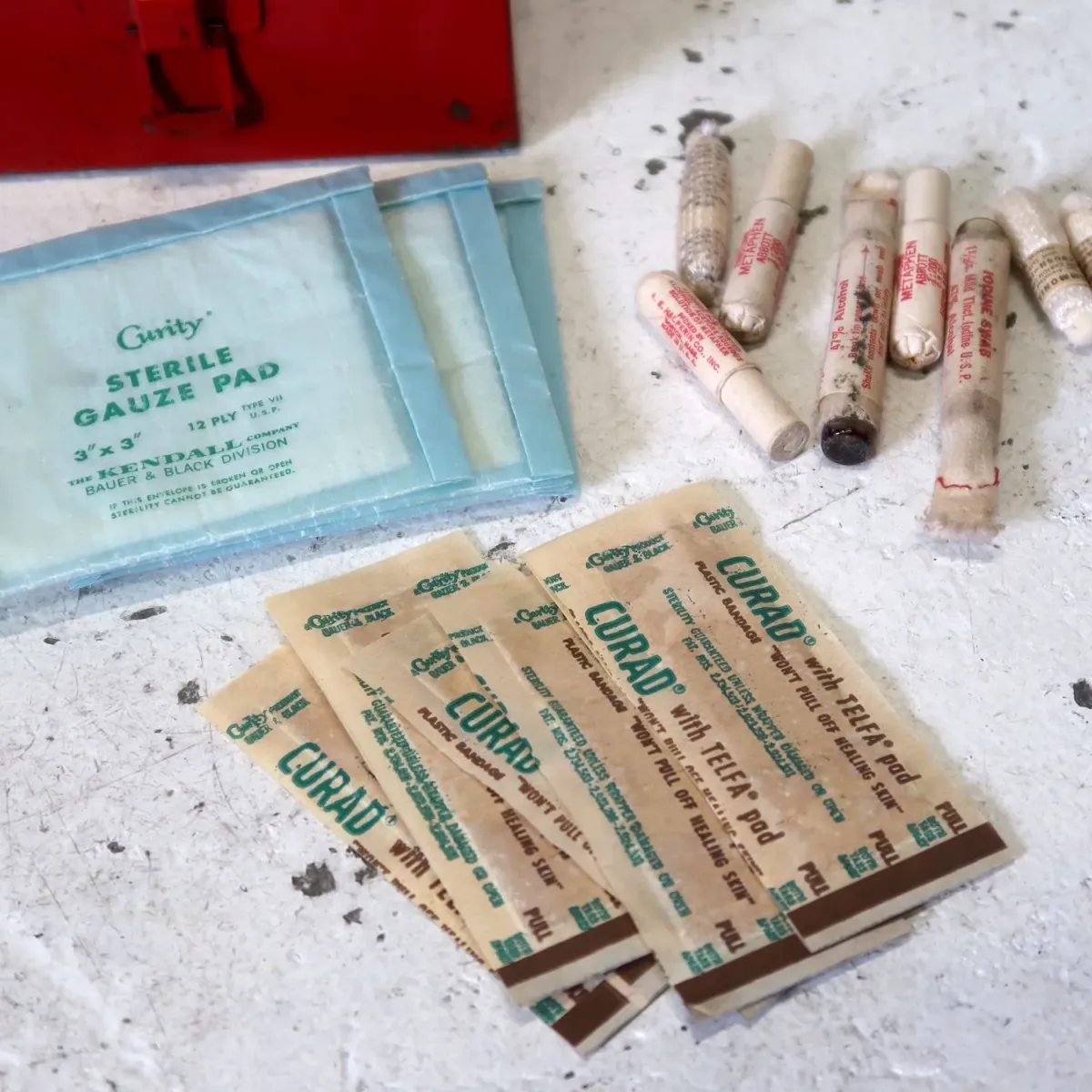 Arcade ビンテージ FIRST AID メタルボックス