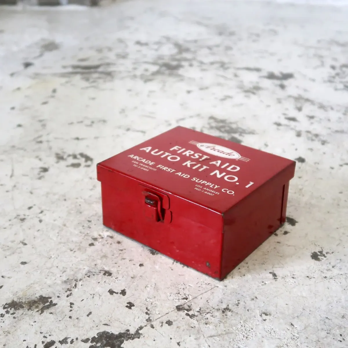 Arcade ビンテージ FIRST AID メタルボックス