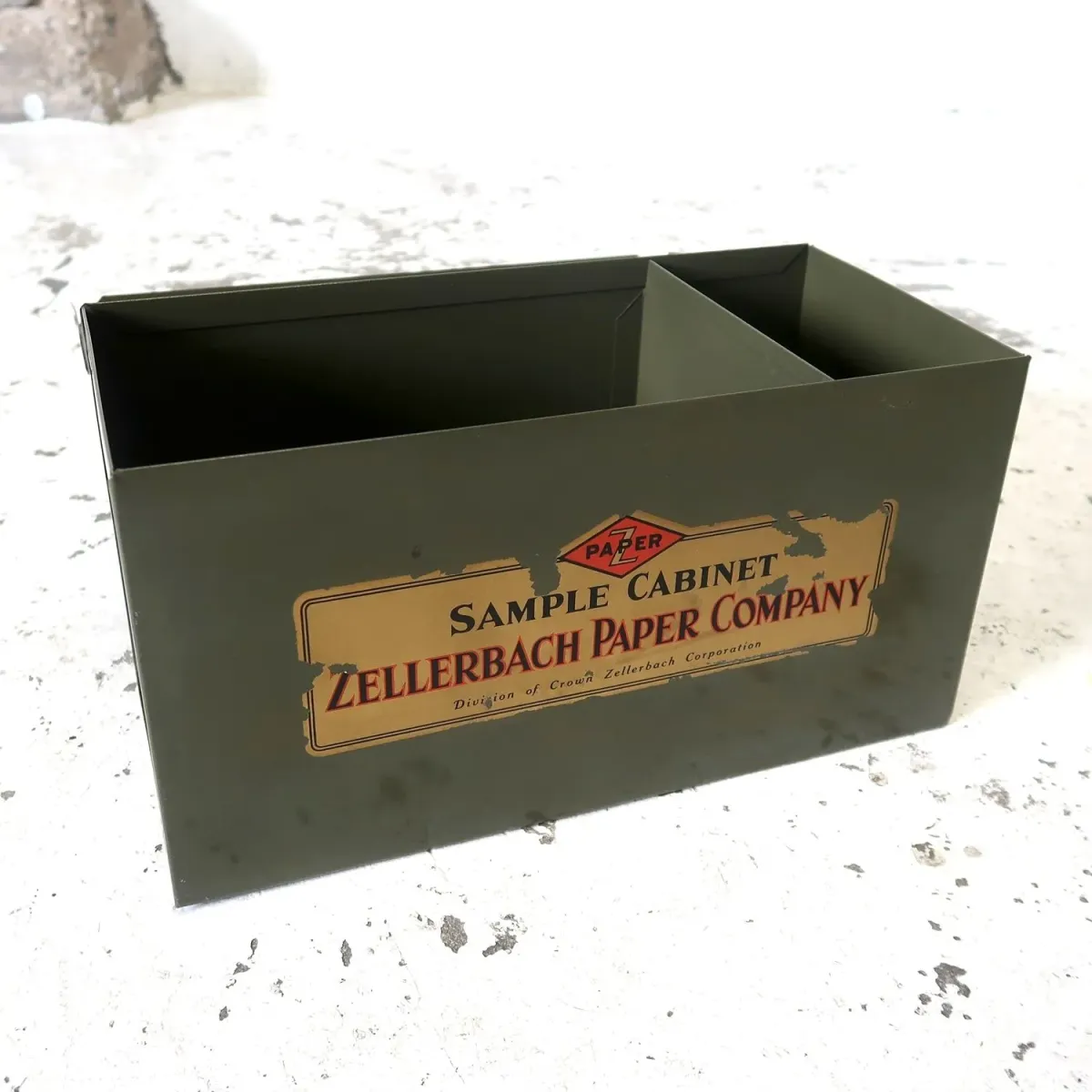ZELLERBACH PAPER CO. ビンテージ メタルボックス