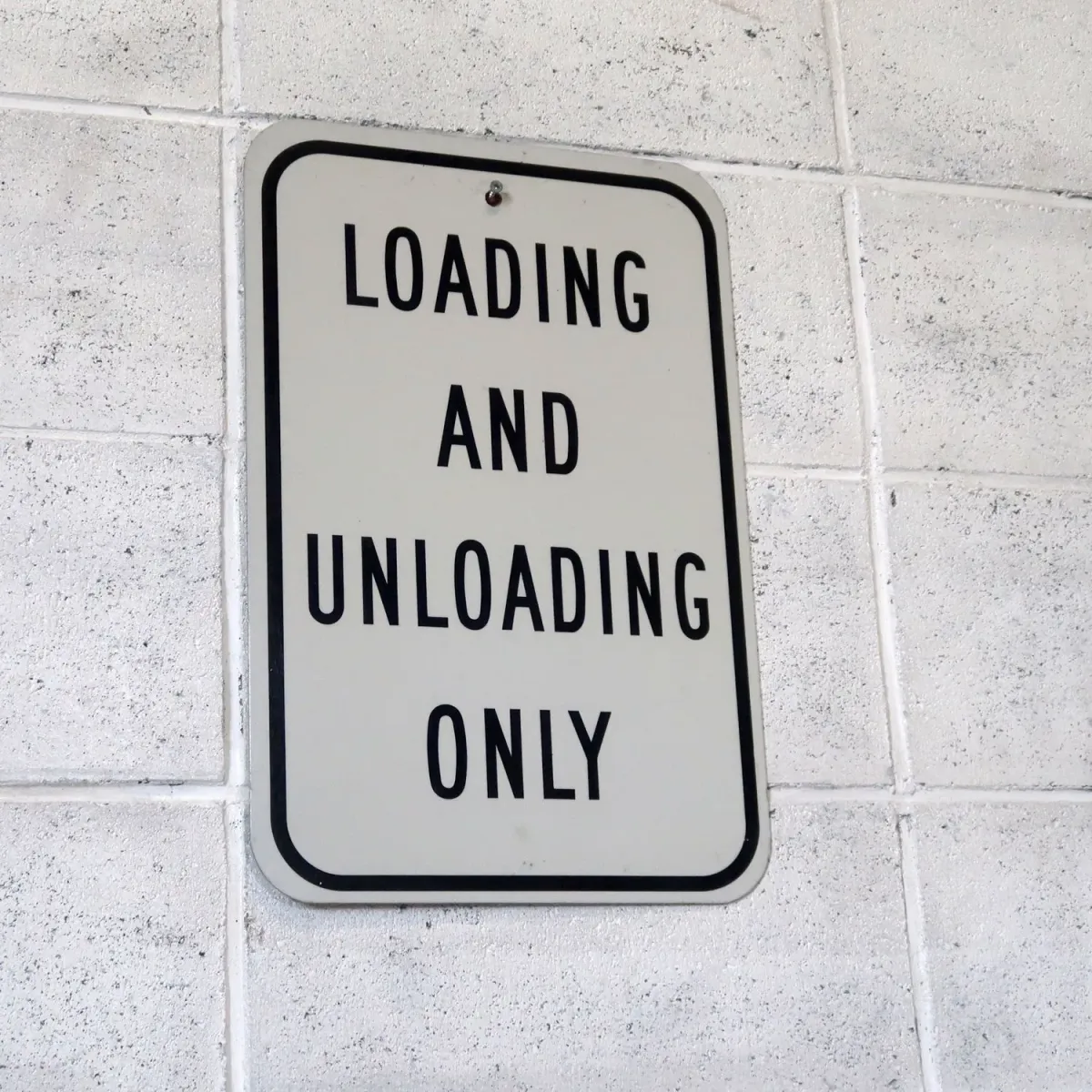 LOADING ONLY メタルサイン