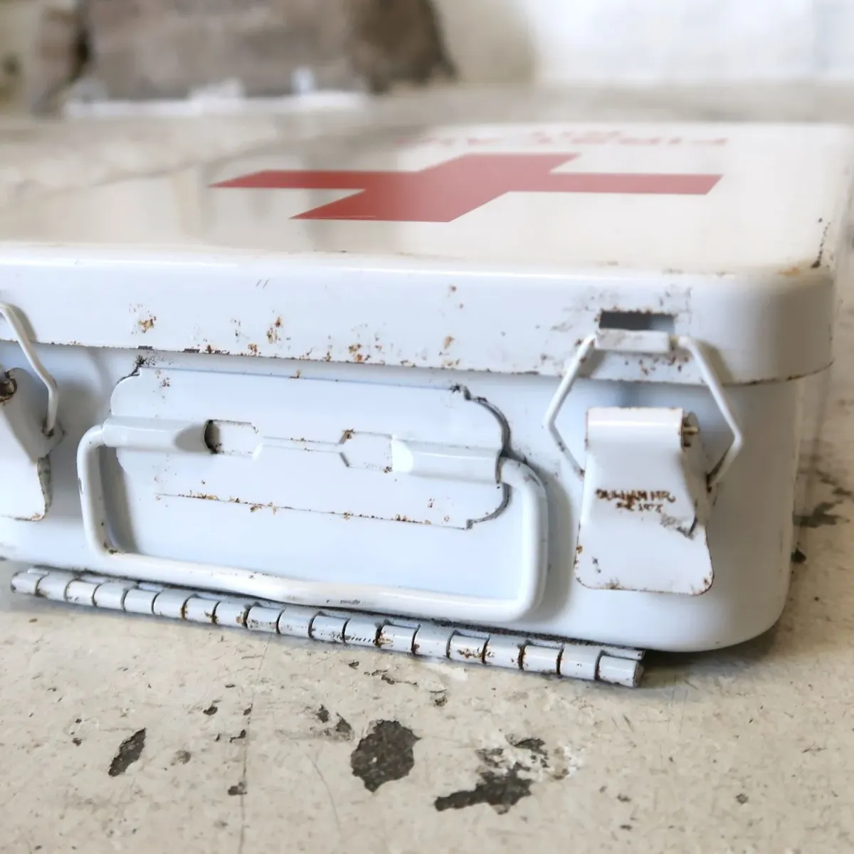 DURHAM MFG FIRST AID メタルボックス