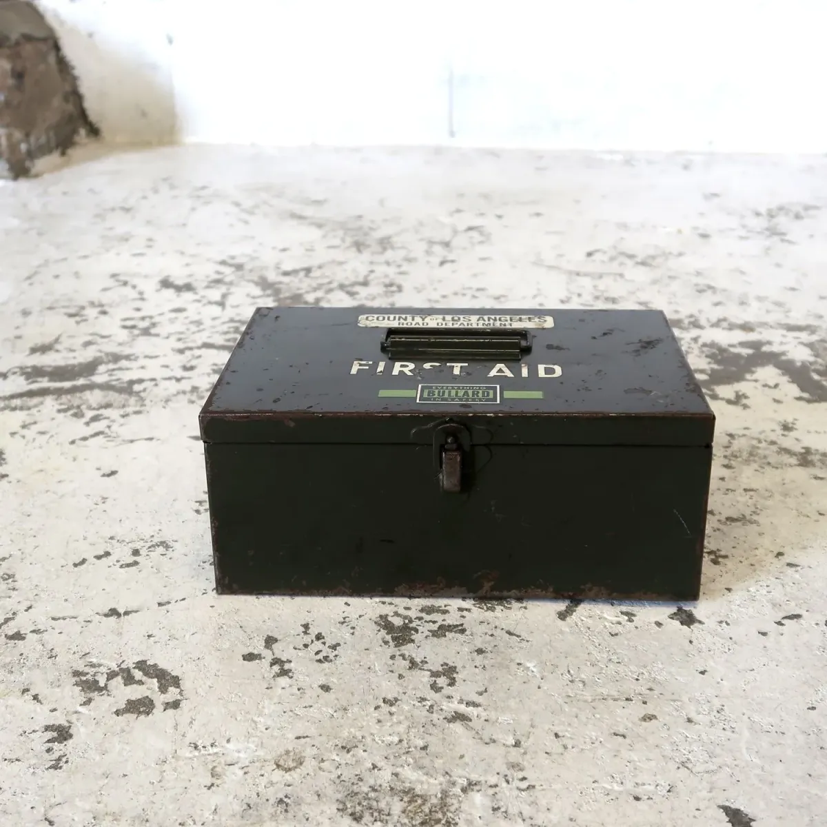 BULLARD ビンテージ FIRST AID メタルボックス ミリタリー