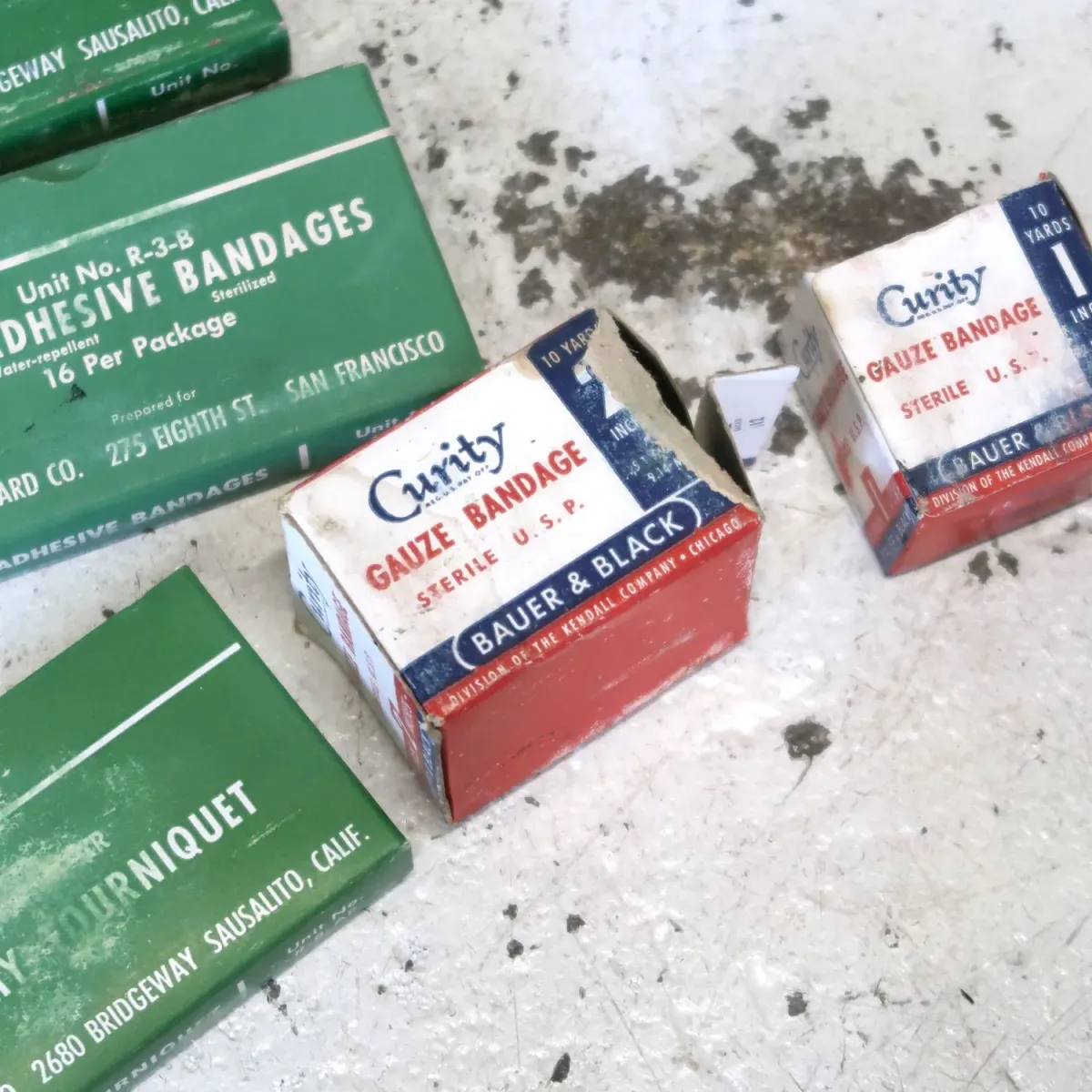 BULLARD ビンテージ FIRST AID メタルボックス ミリタリー