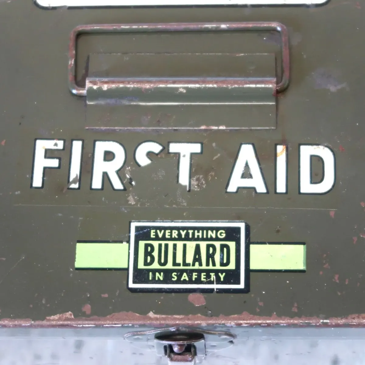 BULLARD ビンテージ FIRST AID メタルボックス ミリタリー