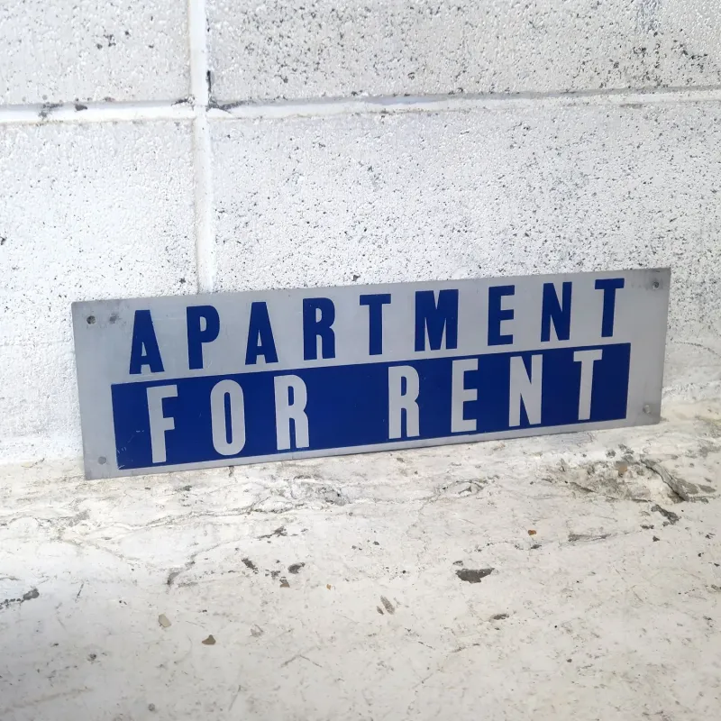 APARTMENT FOR RENT メタルプレート