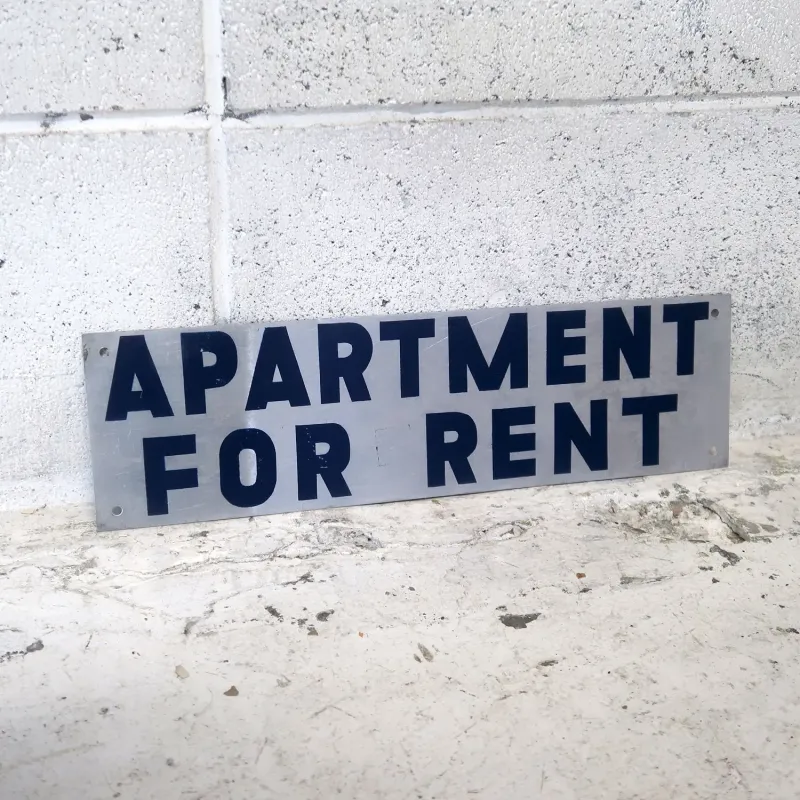 APARTMENT FOR RENT メタルプレート