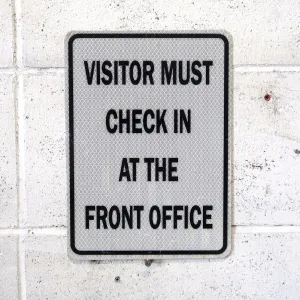 VISITOR MUST CHECK IN メタルサイン