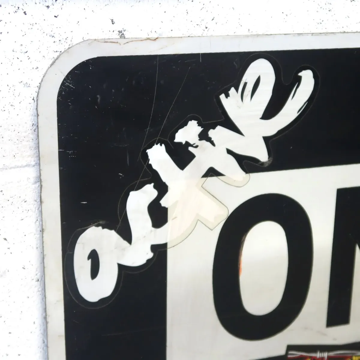 ONE WAY ロードサイン