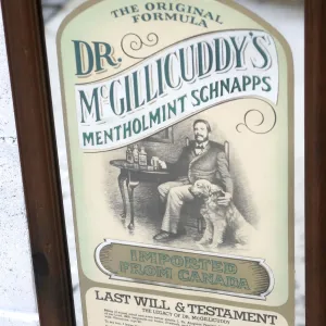 DR. McGILLICUDDY'S ビンテージ パブミラー
