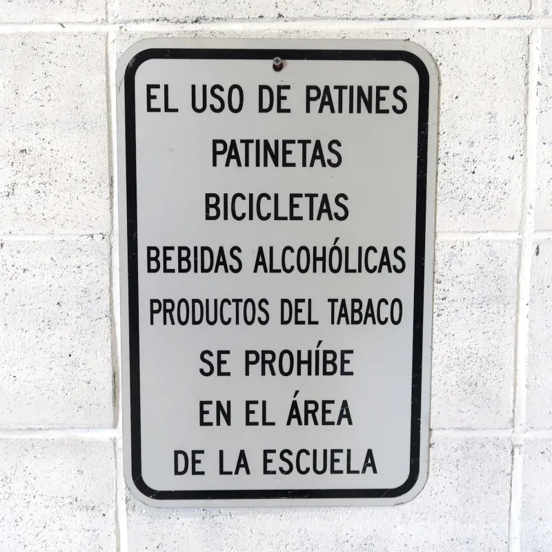 SE PROHIBE メタルサイン