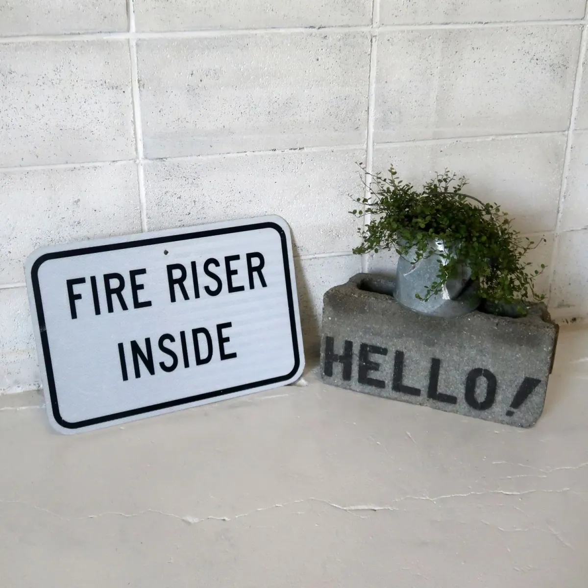 FIRE RISER INSIDE メタルサイン