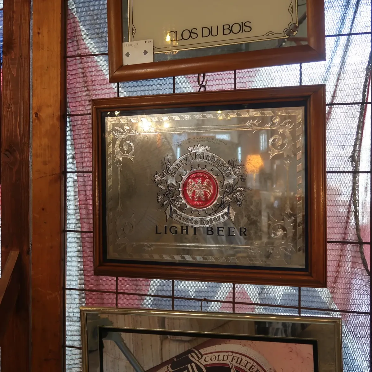 Henry Weinhard's LIGHT BEER ビンテージ パブミラー