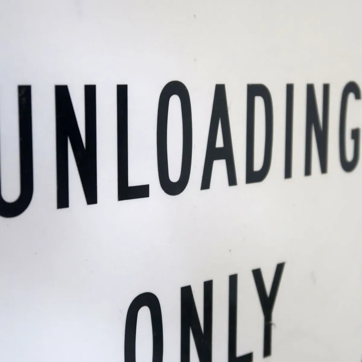 LOADING ONLY メタルサイン